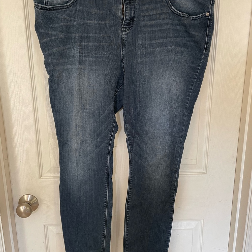 Judy Blue Dark Wash Skinny Jeans